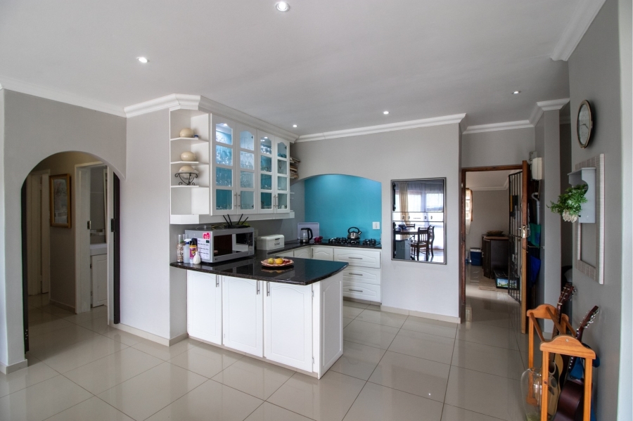 3 Bedroom Property for Sale in Beacon Bay Eastern Cape